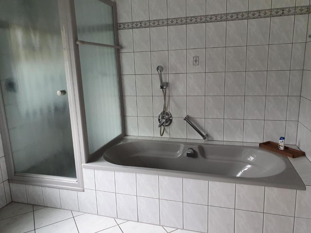 Schoene Aussicht Nettersheim エクステリア 写真